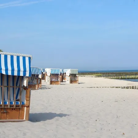 Strandgut Og * Ostseebad Nienhagen